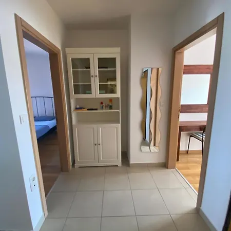 Panoramic Seaview Silver Apartment *
